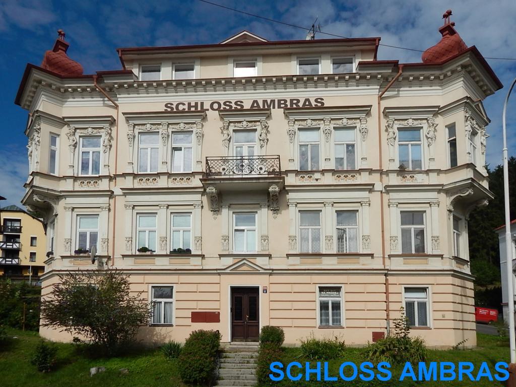 Schloss Ambras Mariánské Lázně Habitación foto